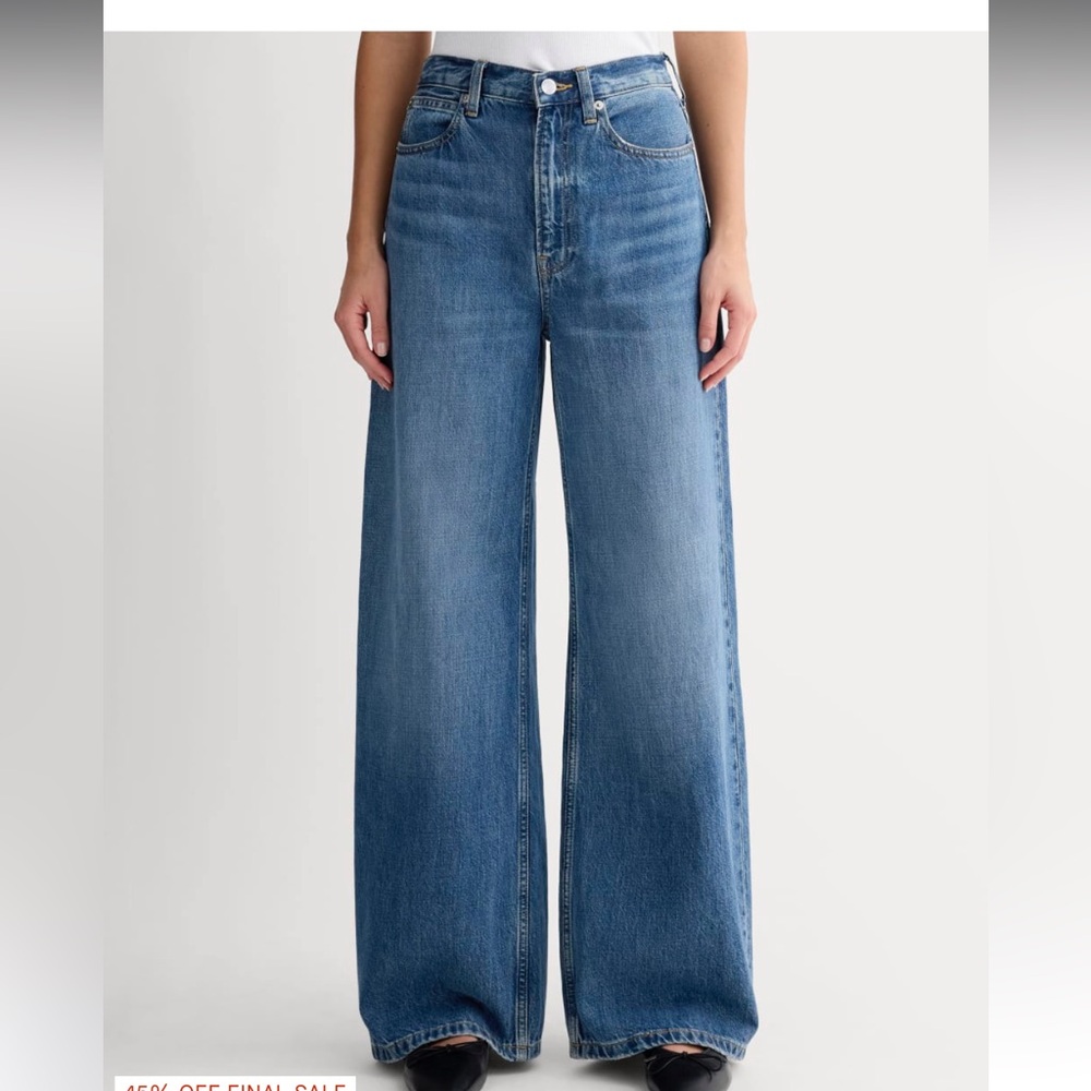 Everlane - the Baggy Denim Jean - brand new